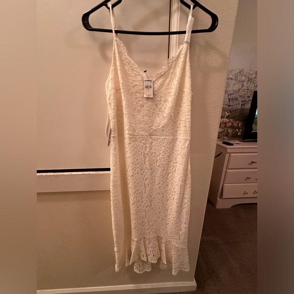 Dress white